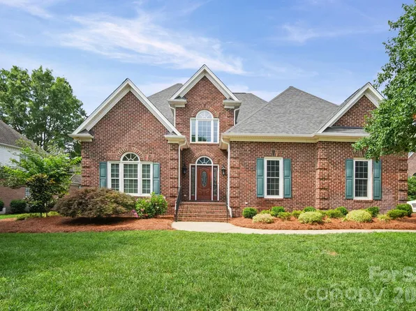 933 Allison Mews Pl NW, Concord, NC 28027