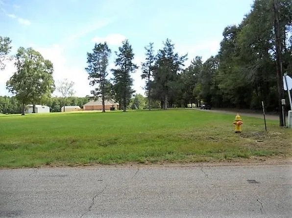 5 Locker Rd, Deville, LA 71328