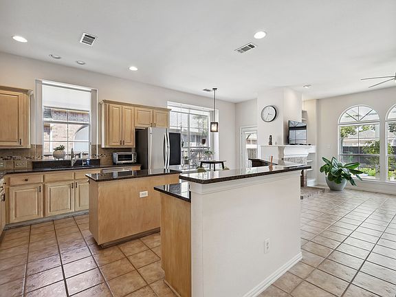 4th image of 6044 Cypress Cove Dr