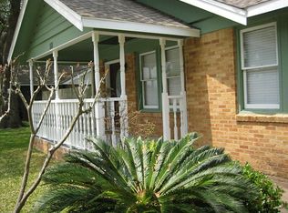 511 Lakeview Dr, Sugar Land, TX 77498