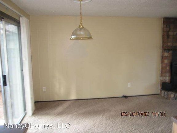 4th image of 14118 NE 13th St