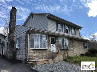 576 Old York Rd, Etters, PA 17319