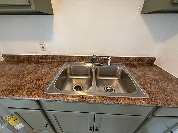 5th image of 69 E Seminole Ave #B