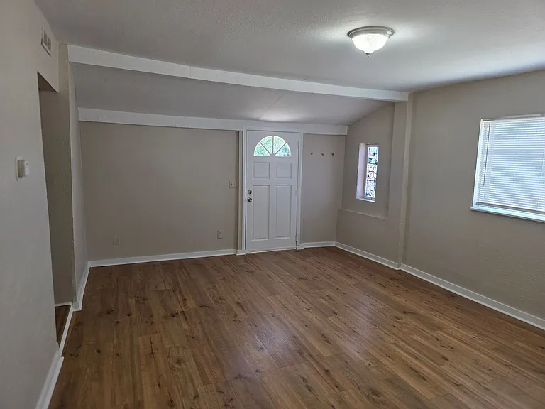 1547 W Byers Pl — Photo 10