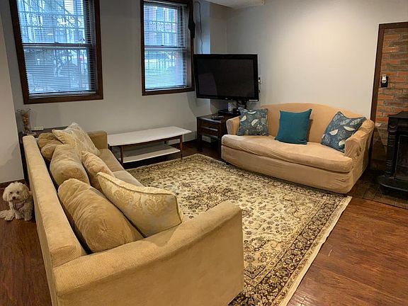 4th image of 2036 N Bissell St #G