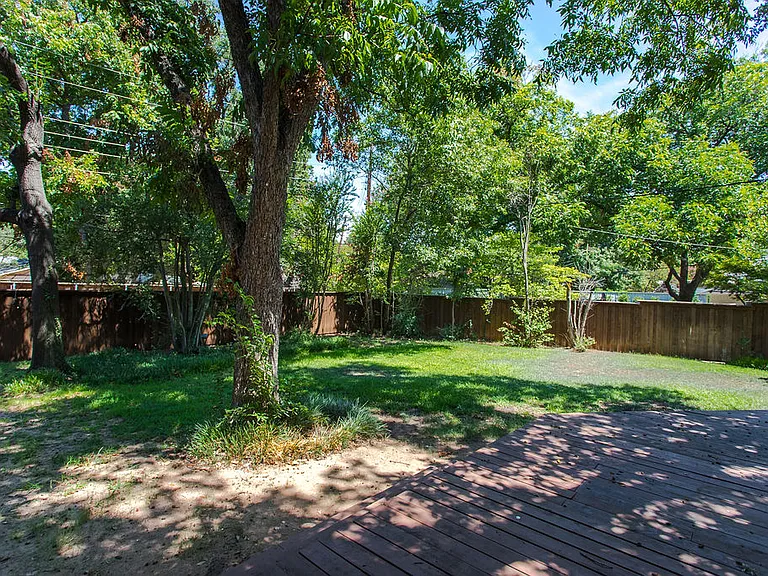 4225 Reaumur Dr — Photo 16