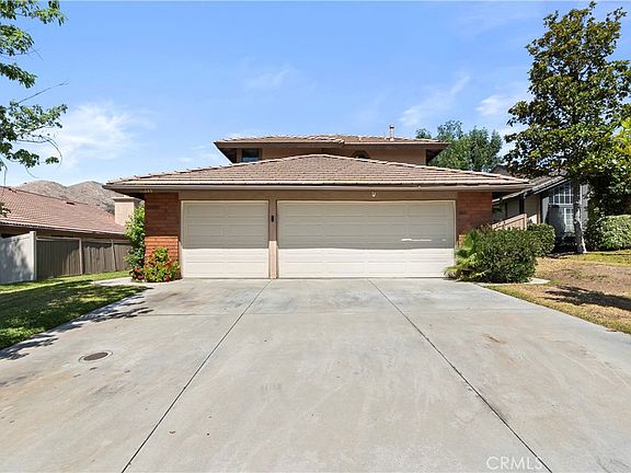 2nd image of 10689 Mohave Ct