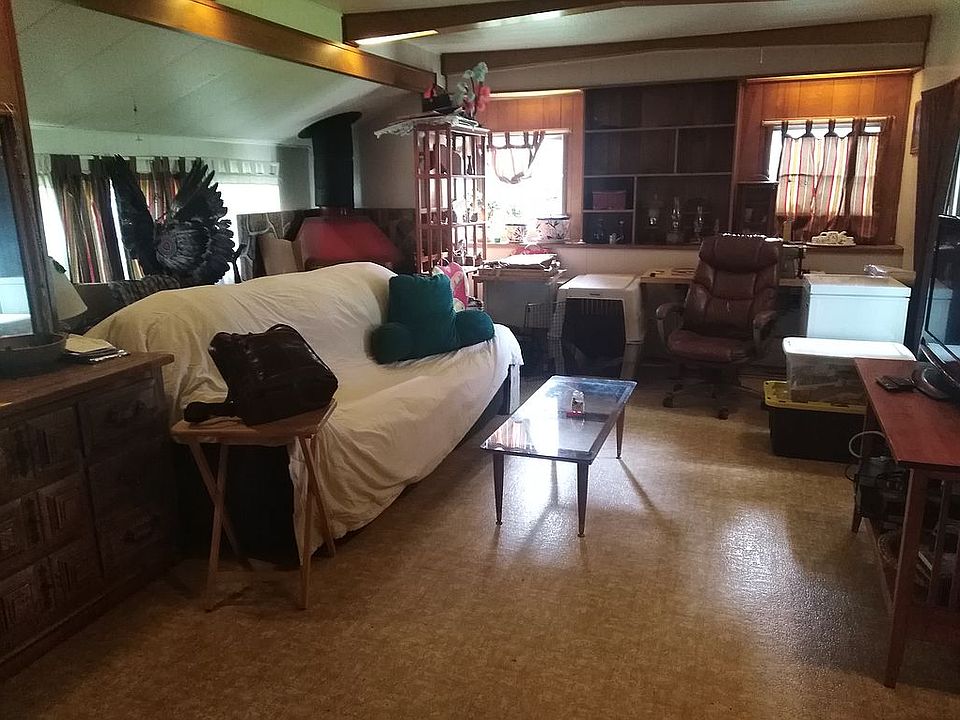 2nd image of 3073 N Weathers Ln