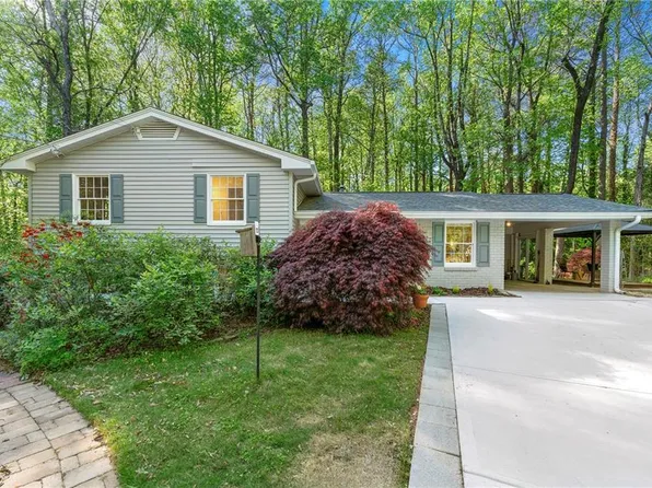 3300 Old Mill Ct, Decatur, GA 30033