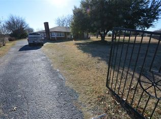 1100 Pierce Rd, Red Oak, TX 75154