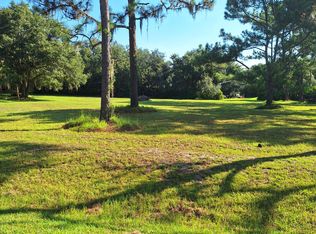 118 E Grandview Dr E, East Palatka, FL 32131