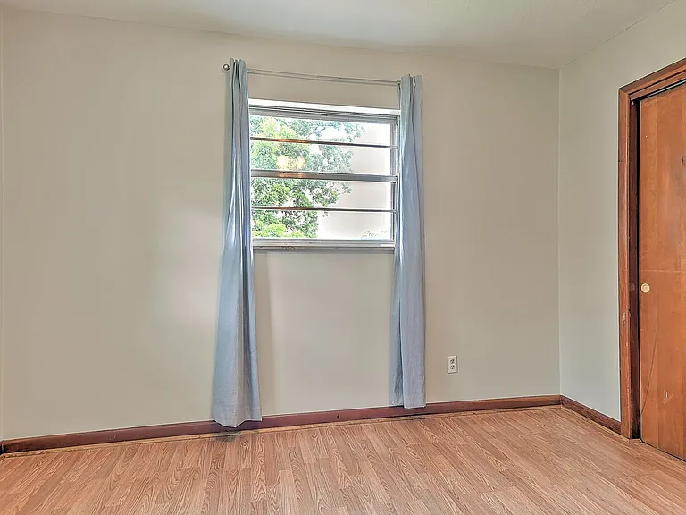 945 Bishop Loop — Photo 9