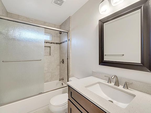 3rd image of 1170 Paula Dr