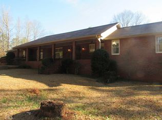 1752 Wood Creek Rd, Williamson, GA 30292