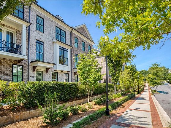 2nd image of 260 Briscoe Way