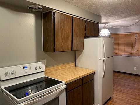 4th image of 2505 Neals Ln APT A
