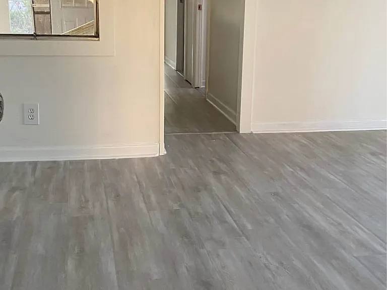 2020 Rose Ave — Photo 7