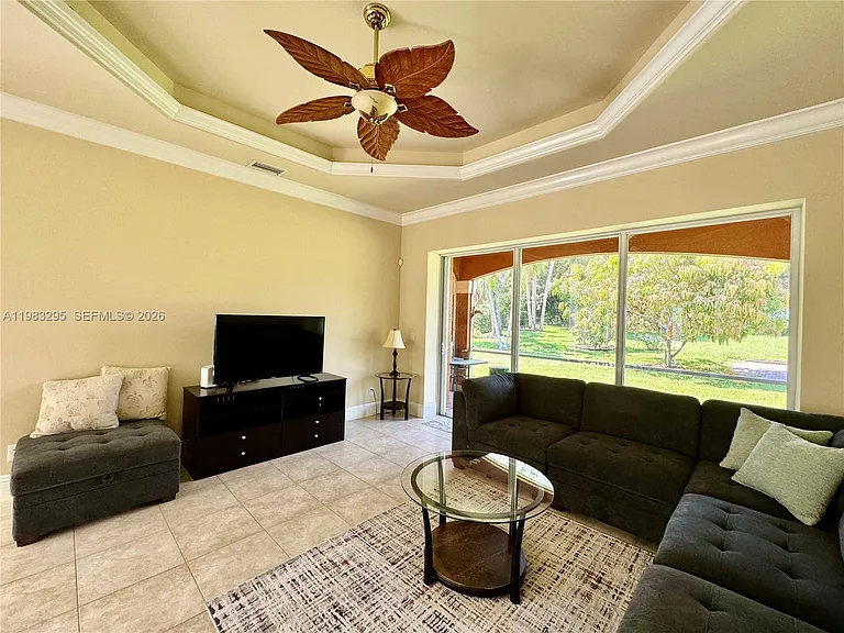 1740 Ludlow Rd — Photo 31