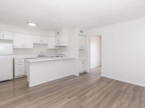 4th image of 6010 N Lamar Blvd APT 106