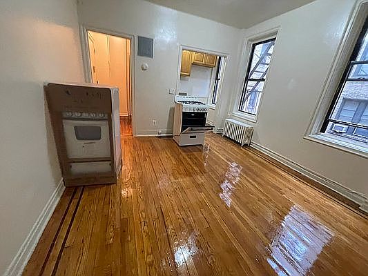 3rd image of 61-17 Woodside Ave #2D