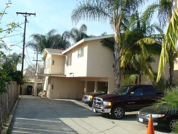 4th image of 8017 Comstock Ave APT A