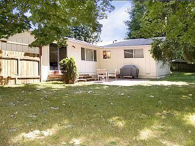2nd image of 4926 181st Pl SW