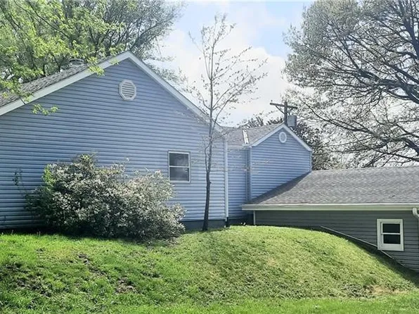 402 Eulich St, Saint Joseph, MO 64501