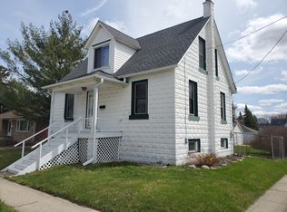 1104 Pleasant St, Dekalb, IL 60115