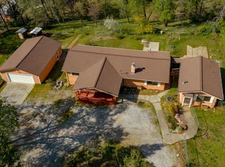 17778 Red Bud Ln, Shasta Lake, CA 96019