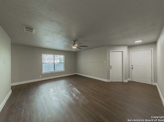 4th image of 4715 Cypress Mill Dr