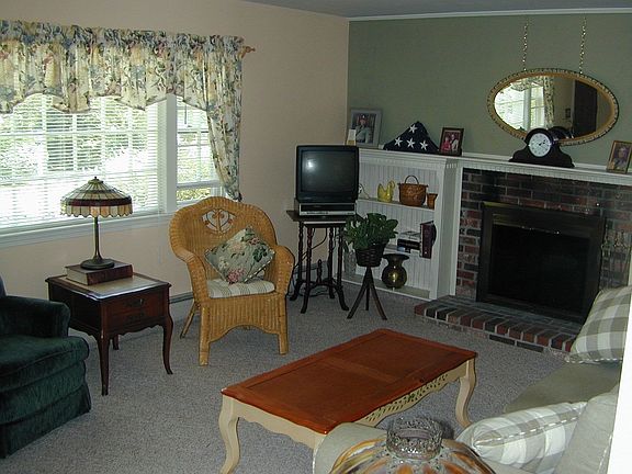 Living Rm