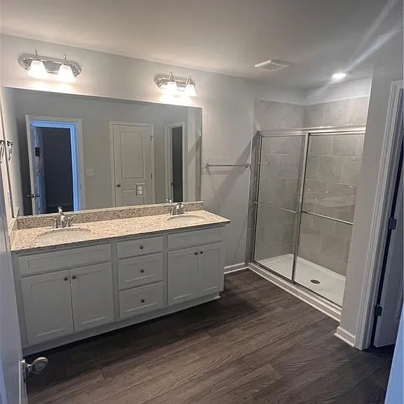 398 Lanier Cir — Photo 13