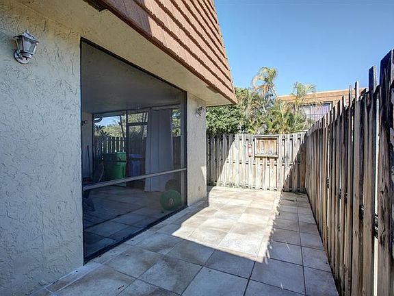 5th image of 4825 NW 95th Ave #A