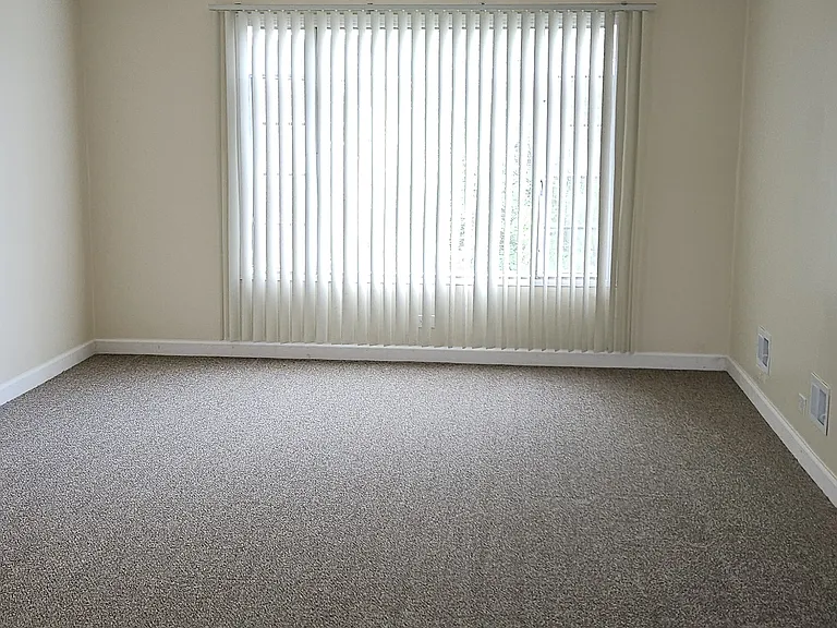 751 N Linden Ave #2E — Photo 1