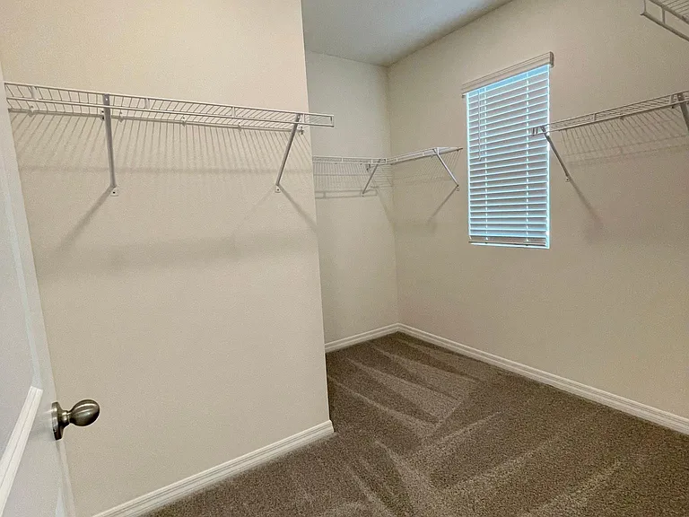 8358 Hardy Bay Loop — Photo 20