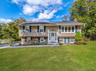 90 Jennifer Ct, Yorktown Heights, NY 10598