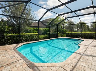 16245 Borelle Cir, Naples, FL 34110