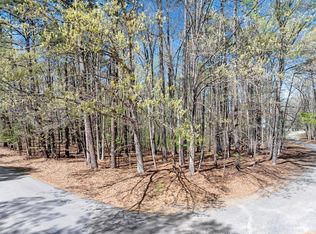 821 Lake Point Dr, Clarksville, VA