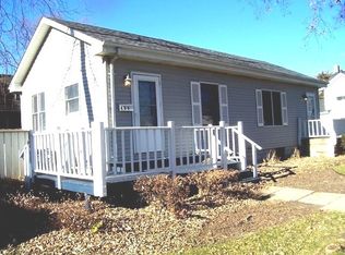 623 E Benton St, Morris, IL 60450