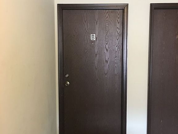 3rd image of 502 Columbia Dr APT B