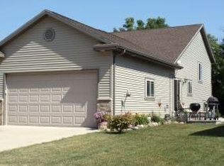 523 W Puerner St, Jefferson, WI 53549
