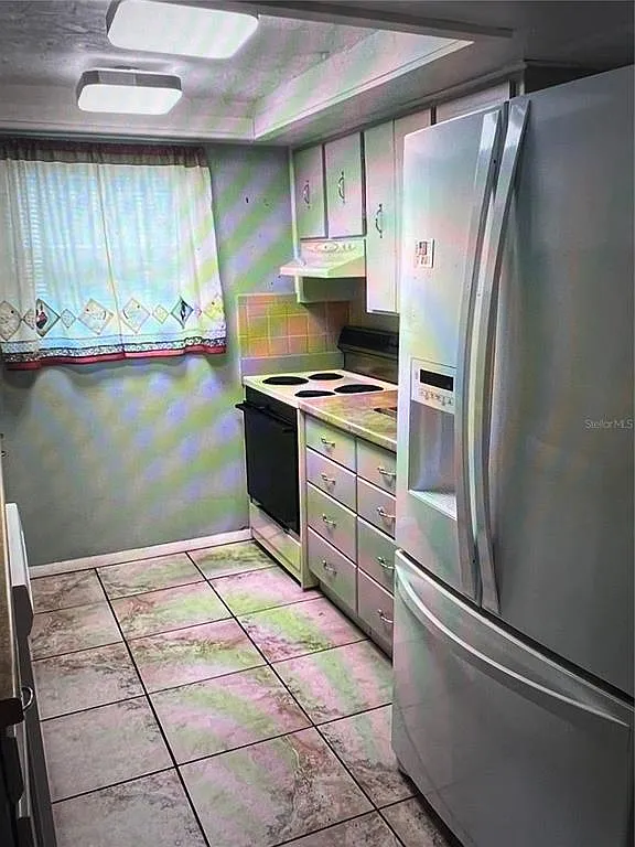 3 bed, 2.0 bath, 1310 sqft, $1,800 — Photo 3