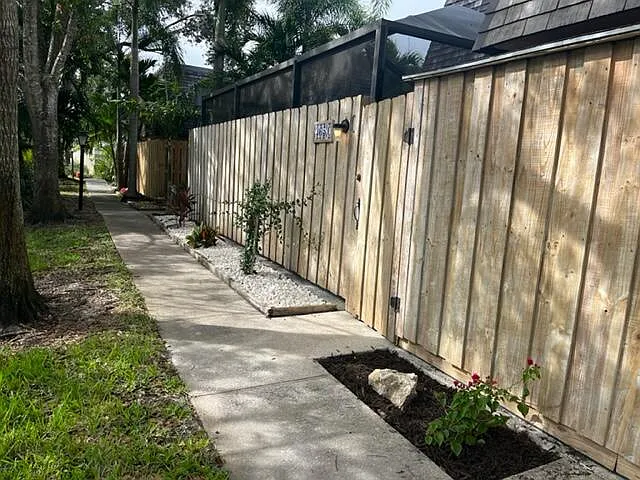 365 S Waverly Pl #3C — Photo 20