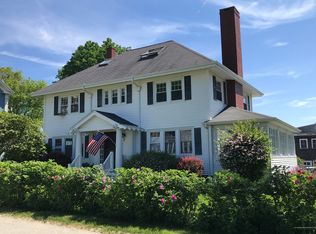5 Lincoln St, Boothbay, ME 04537