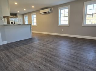 17 Water St, Epping, NH 03042