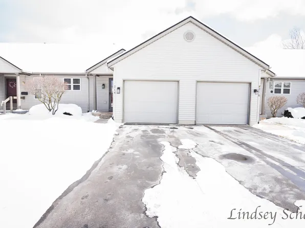 214 Heatherview St NW, Sparta, MI 49345