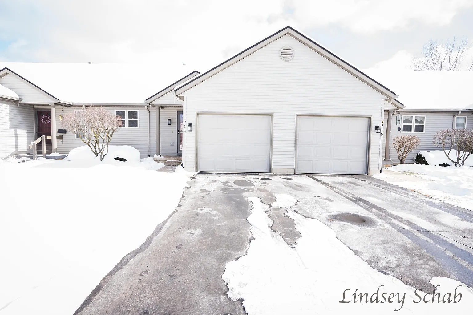 214 Heatherview St NW photo 1