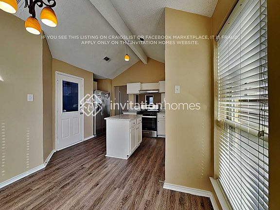 5th image of 428 Crooked Ln