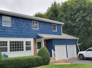 37B E 14th St #B, Huntington Station, NY 11746