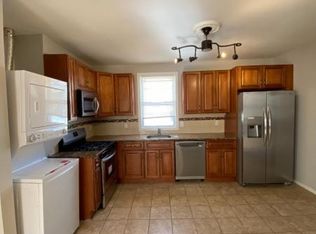 48 James St, Bloomfield, NJ 07003